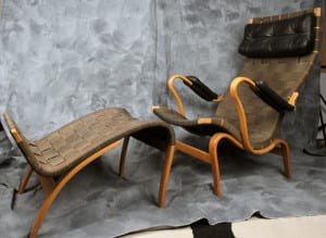 Pernilla Chair with ottomen for sale