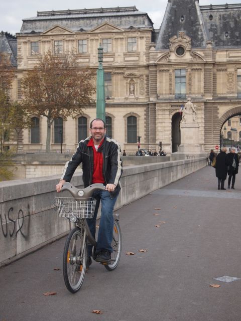 David Esrati on Velib in Paris David Esrati on Velib in Paris